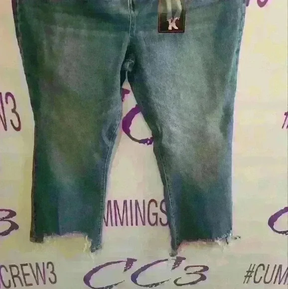 No boundaries high rise crop flare jeans.jrs.new with tags - Picture 3 of 7